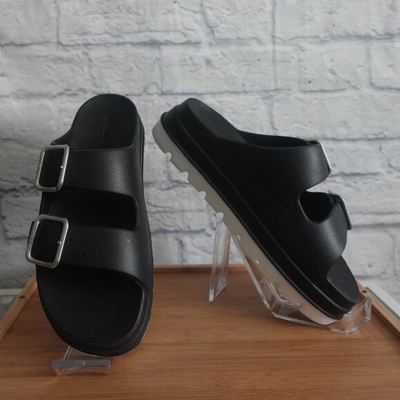 J/Slides tan on sandal in black - Picture 2 of 9